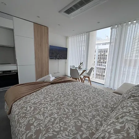 Comfort Avenue Апартаменты